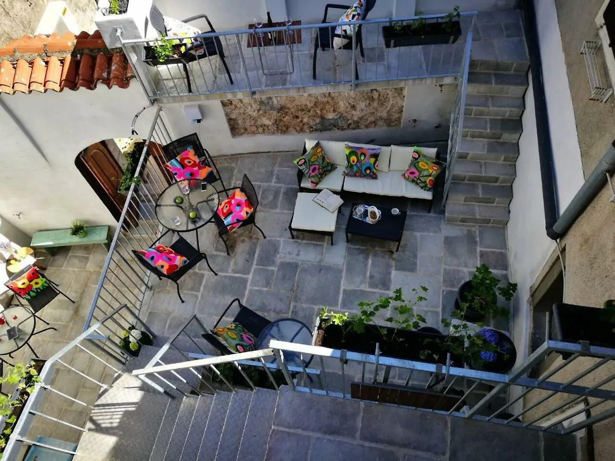 Cres Studio Till Apartment 0*,  Croatia
