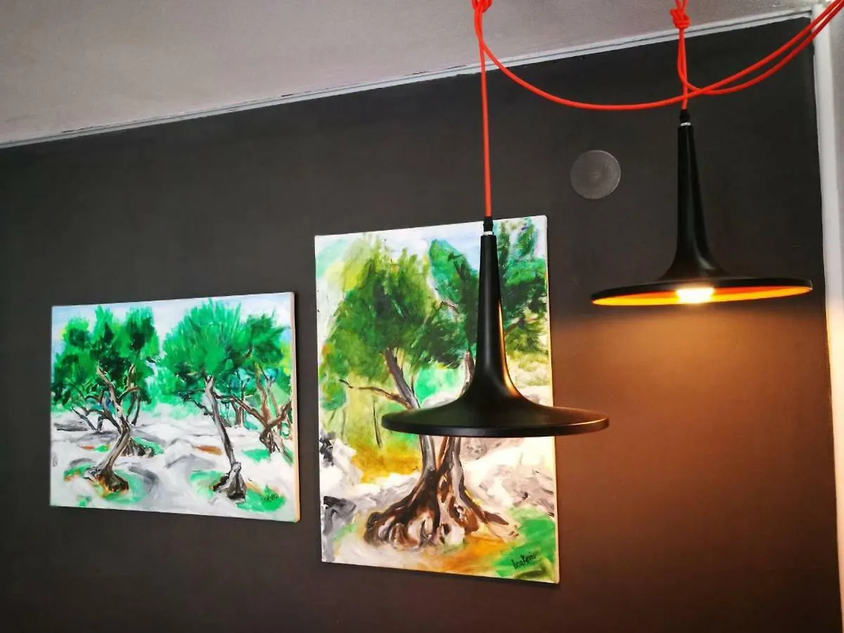 Cres Studio Till Apartment