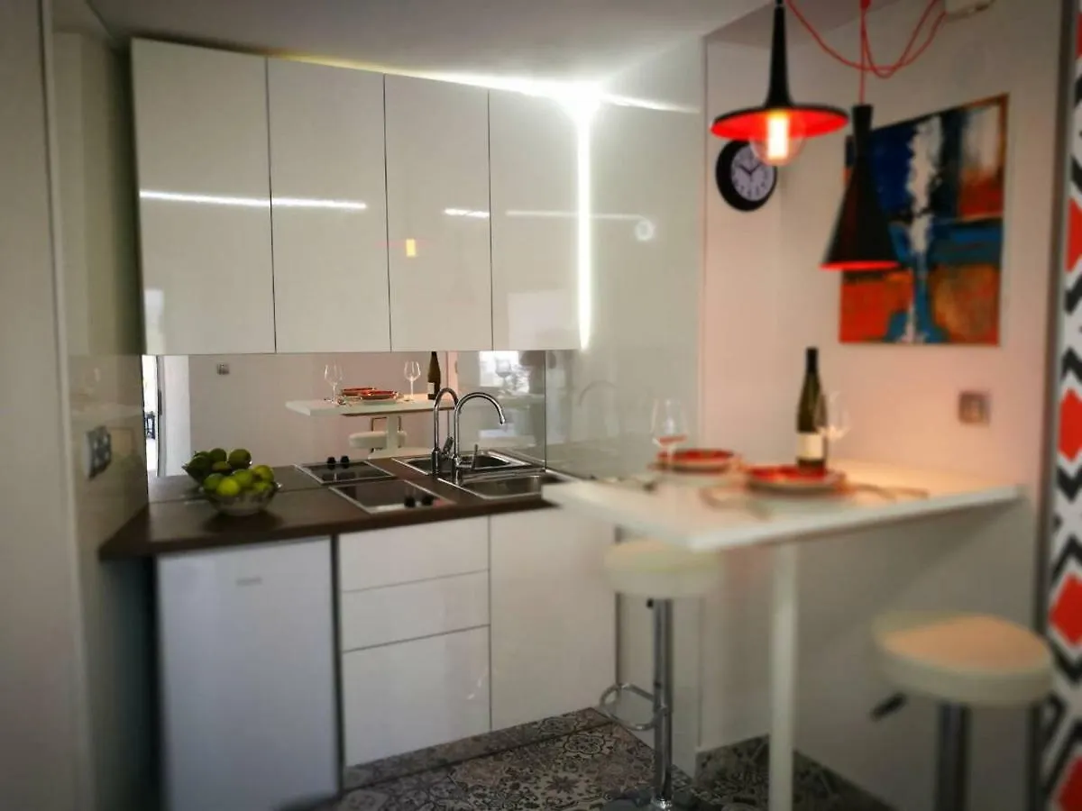Cres Studio Till Apartment 0*,